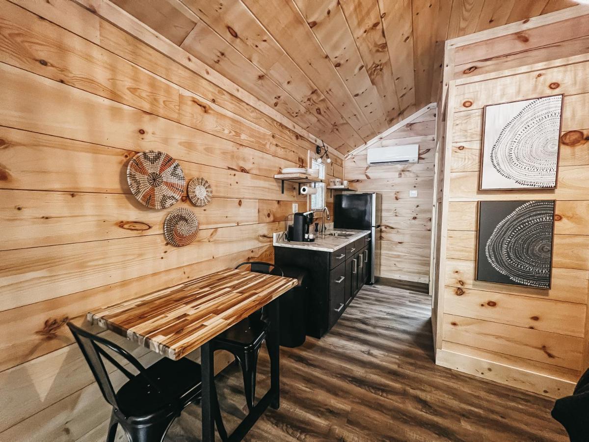 Cabin #4 Studio W Kitchenette Hartwell Bagian luar foto